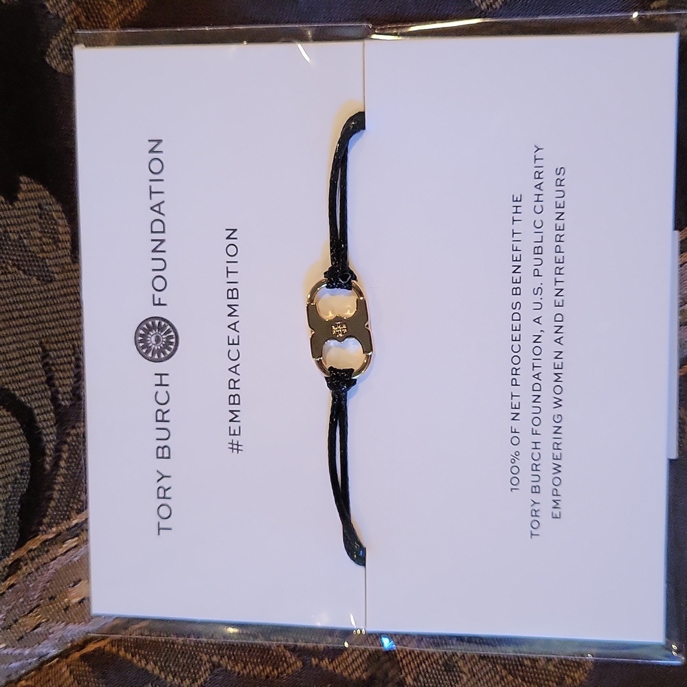 - Hp- Tory birch adj leather gold  black bracelet ✨️ bagged sealed last one 👌